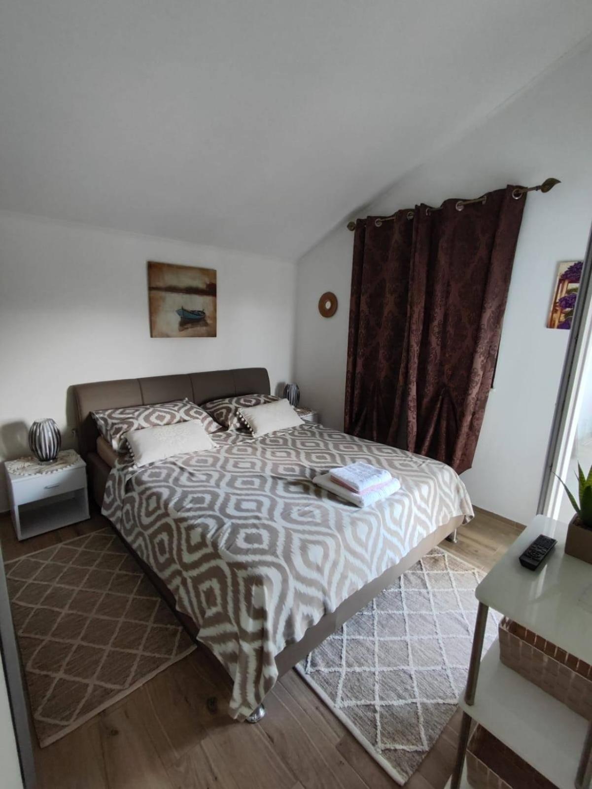 Apartments With A Parking Space Kraj, Pasman - 8213 Tkon Extérieur photo