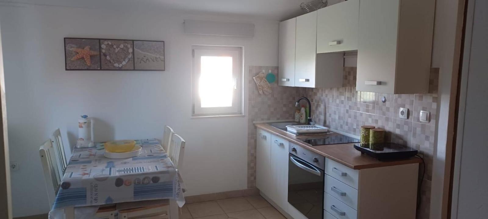 Apartments With A Parking Space Kraj, Pasman - 8213 Tkon Extérieur photo